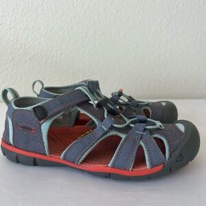 Keen Seacamp II CNX Hiking Sandals Youth Size 5 Flint Stone/Ocean Wave